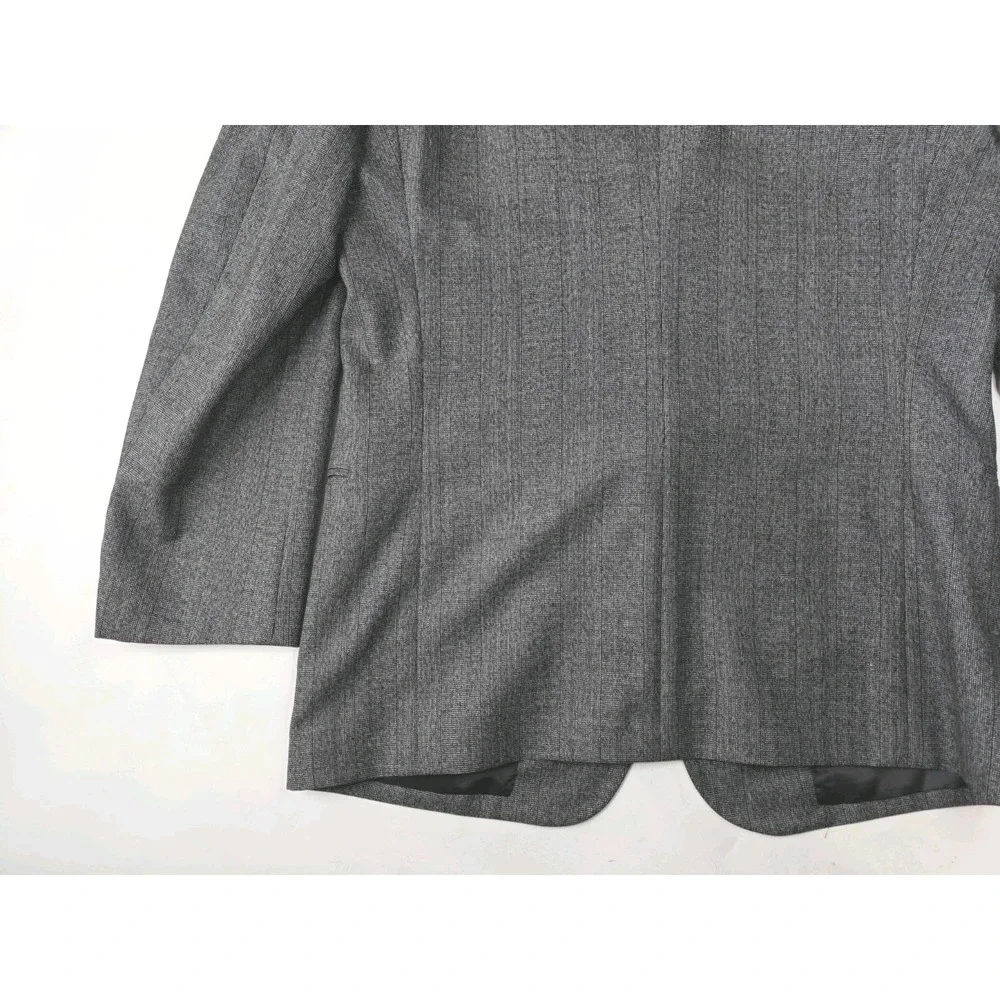 Albert Nipon Mens Wool Sports Coat 42R Gray Stripe USA Vintage 2 Button Blazer